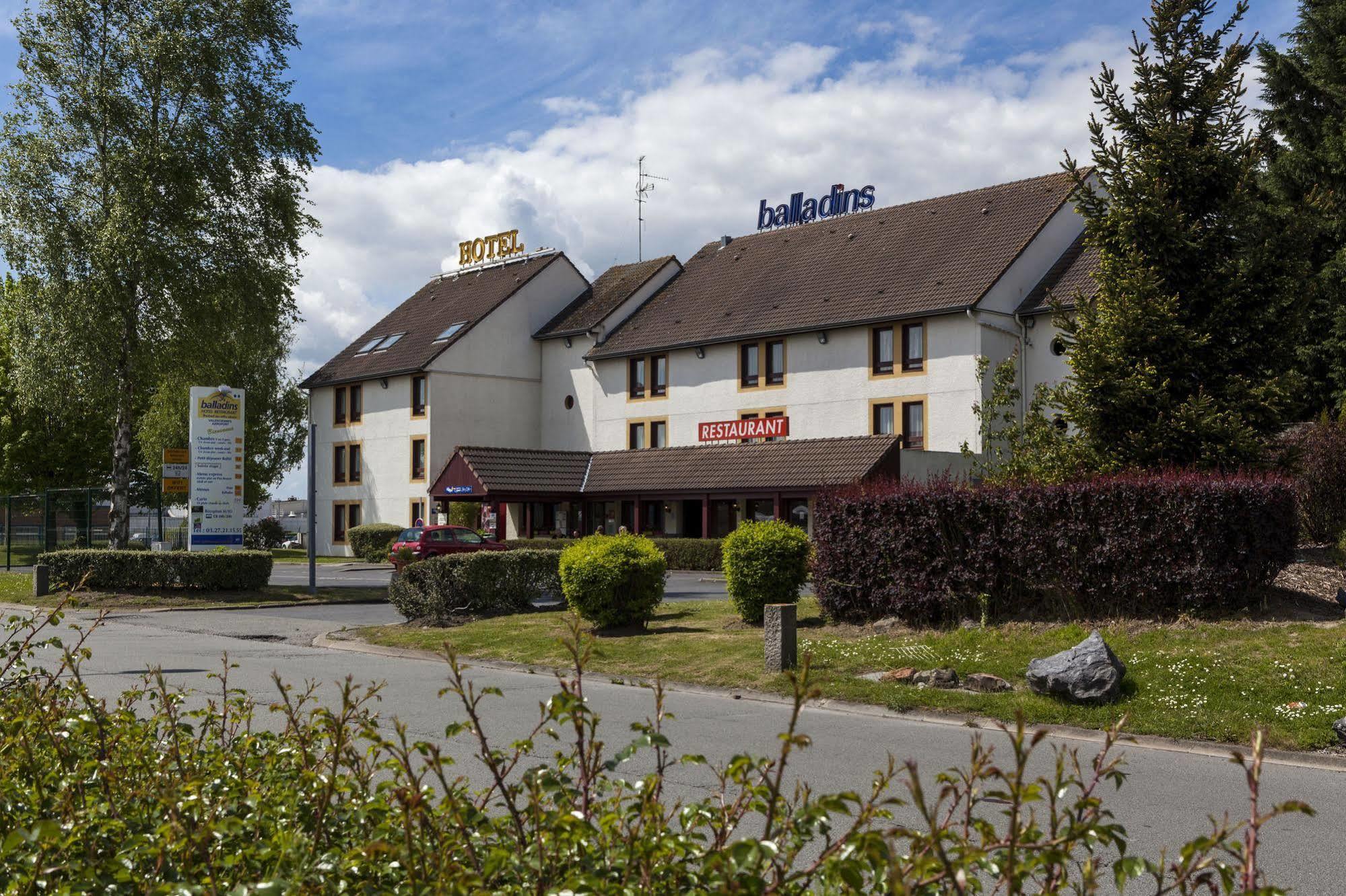 瓦朗西纳机场真实巴拉丁斯酒店 Rouvignies 外观 照片