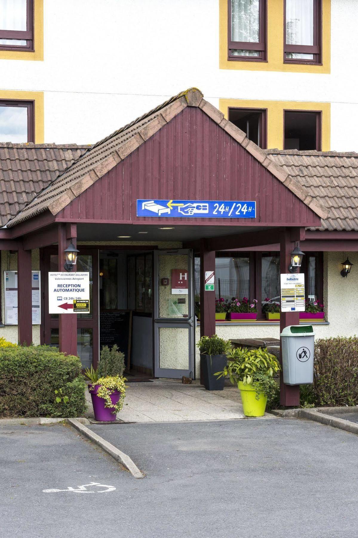 瓦朗西纳机场真实巴拉丁斯酒店 Rouvignies 外观 照片
